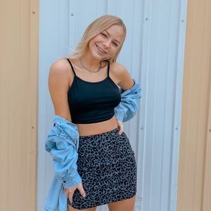 Meet your Posher, Ella